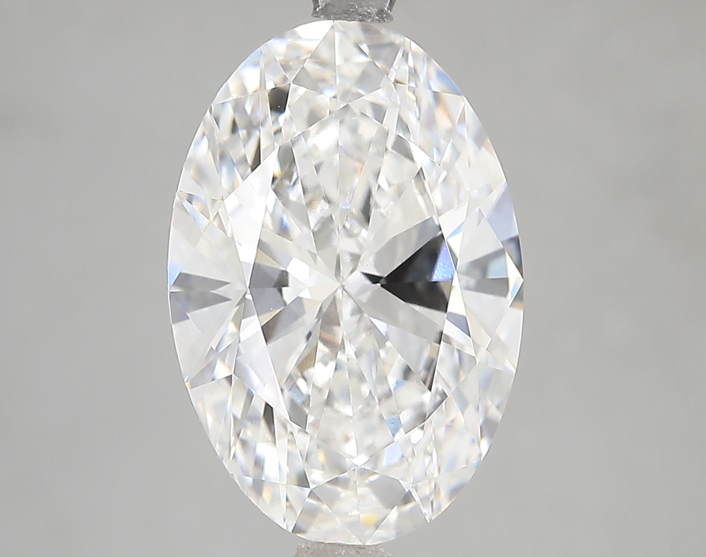 2.89 Carat Oval Shaped Excellent Cut F-VVS1 - IGI Certified Lab Grown Diamond